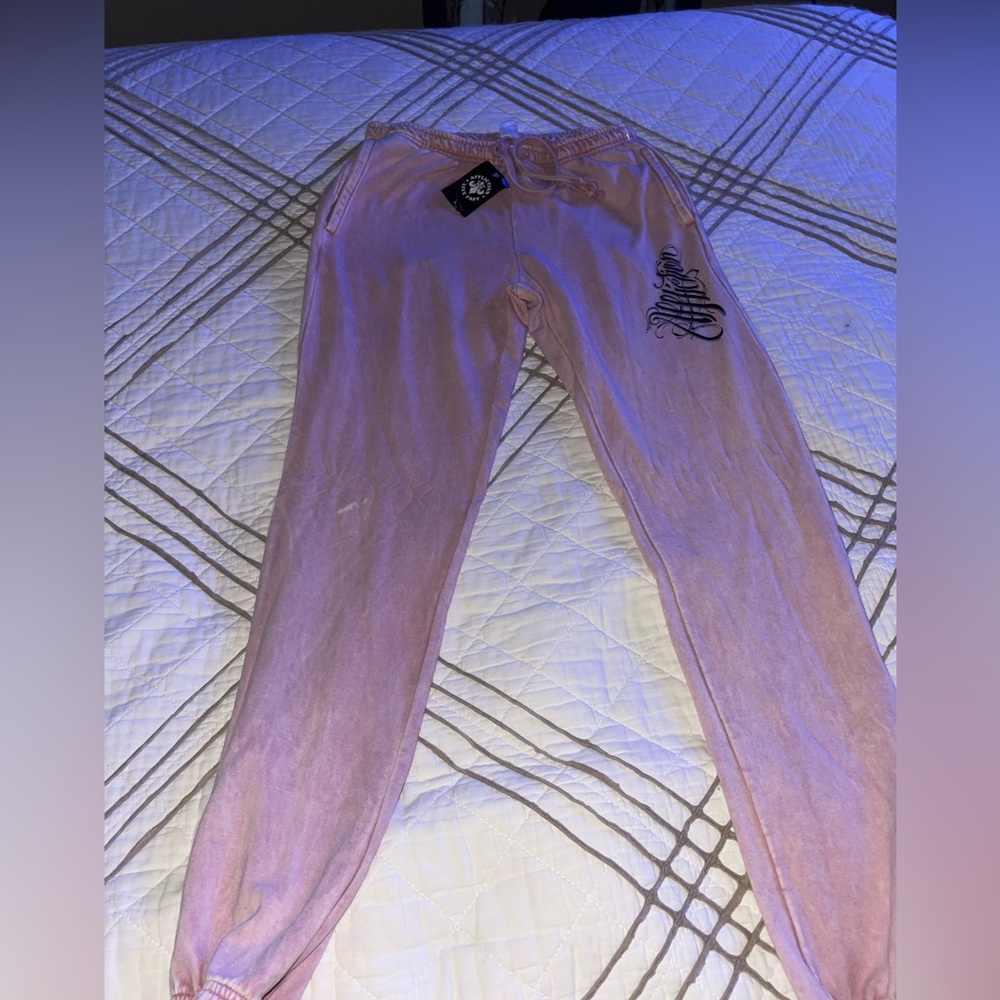 Women’s affliction sweats